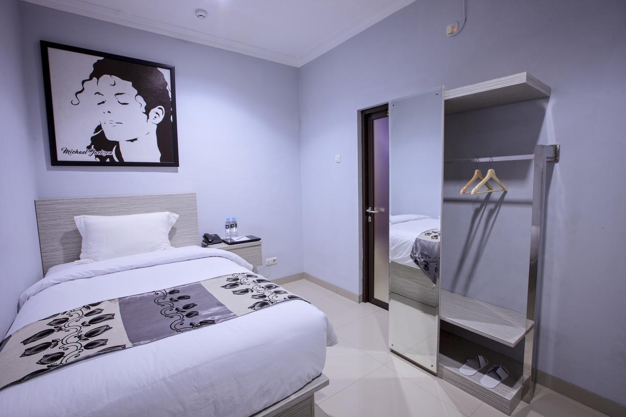 Hotel Zamburger Psps Riau - Previously Hotel Aquatel Pekanbaru Exterior photo